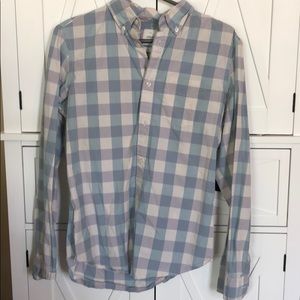 Men’s Gap button up. XS